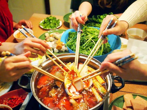 一次聚餐連累89人感染，兩地緊急叫停堂食住宿服務